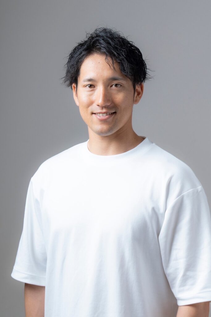 港南台のセミパーソナルジム、クロスフィット港南台のコーチYusuke